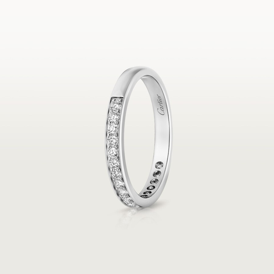 1895 wedding band 2.6 mm width half-paved