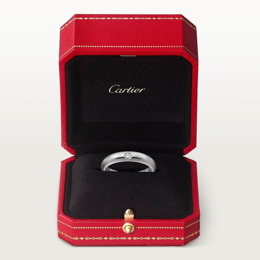 1895 wedding band 3.5 mm width 1 diamond