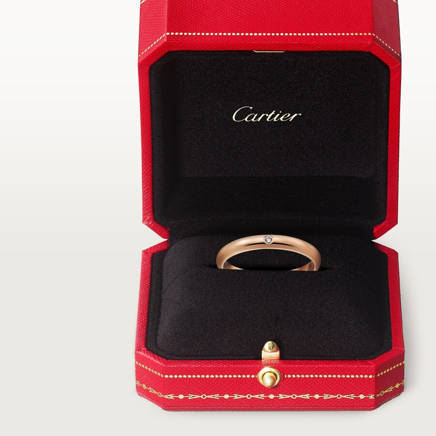 1895 wedding band 2.6 mm width 1 diamond