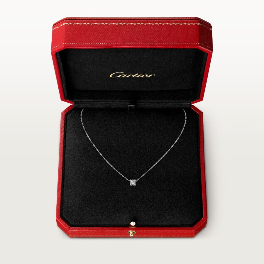 c de cartier pendant brilliant-cut diamond