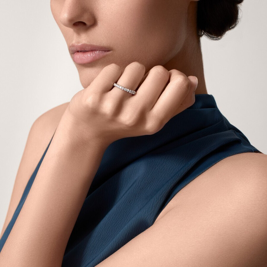 etincelle de cartier wedding band 2.6 mm width semi-paved