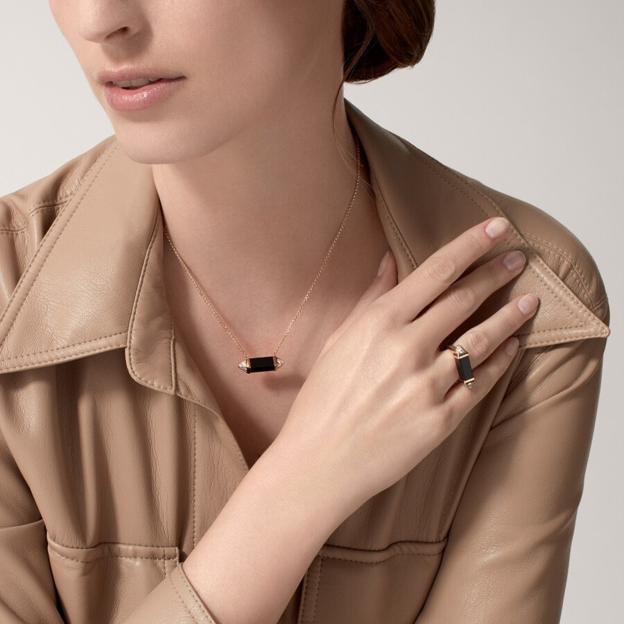 les berlingots de cartier pendant diamonds