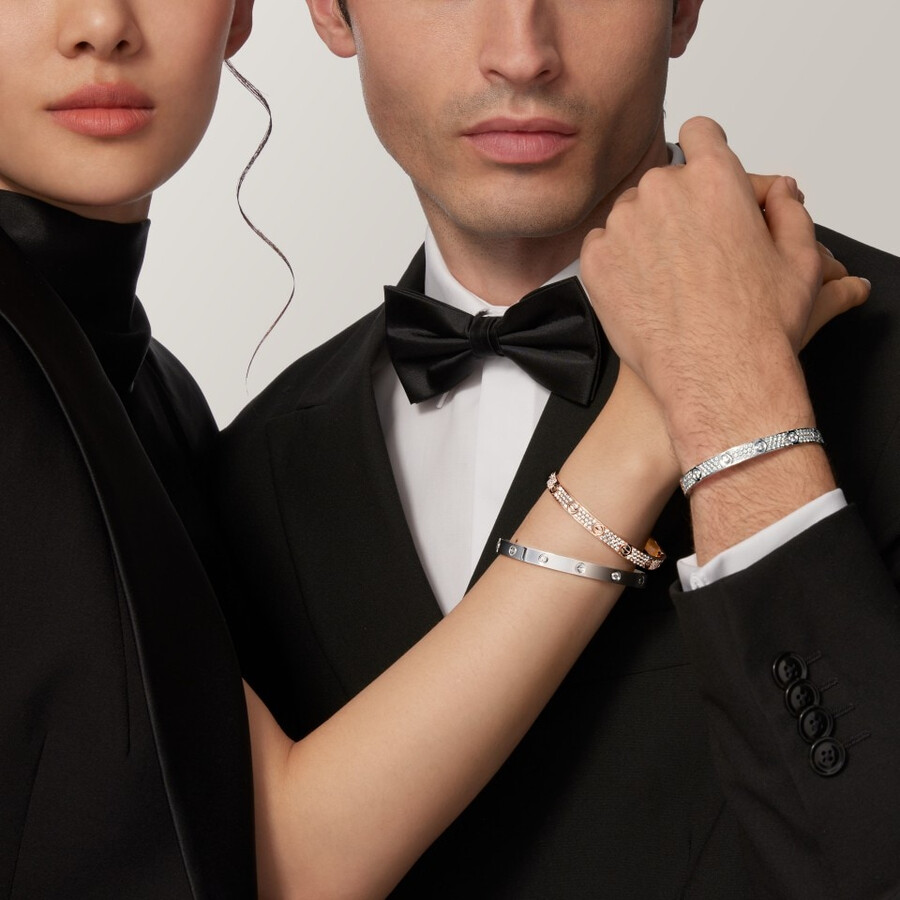love bracelet classic model paved 10 diamonds