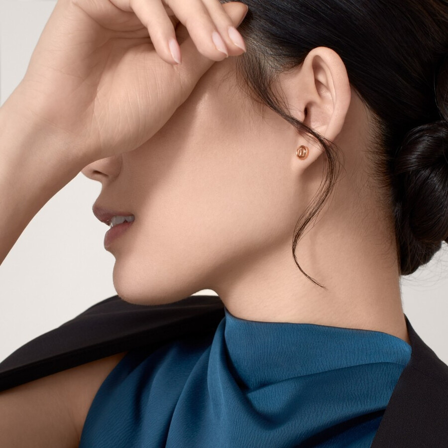 love stud earrings