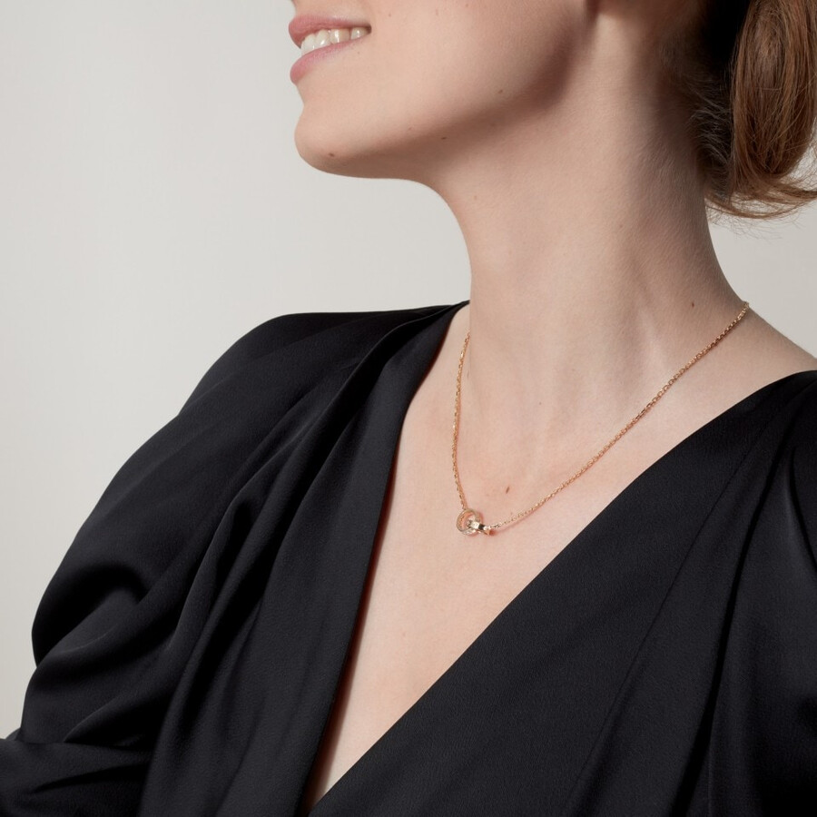 love pendant half-paved