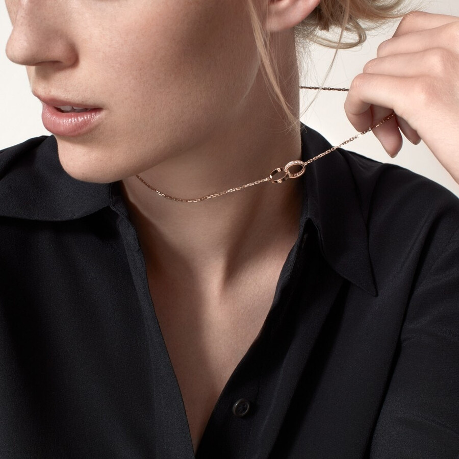 love pendant half-paved