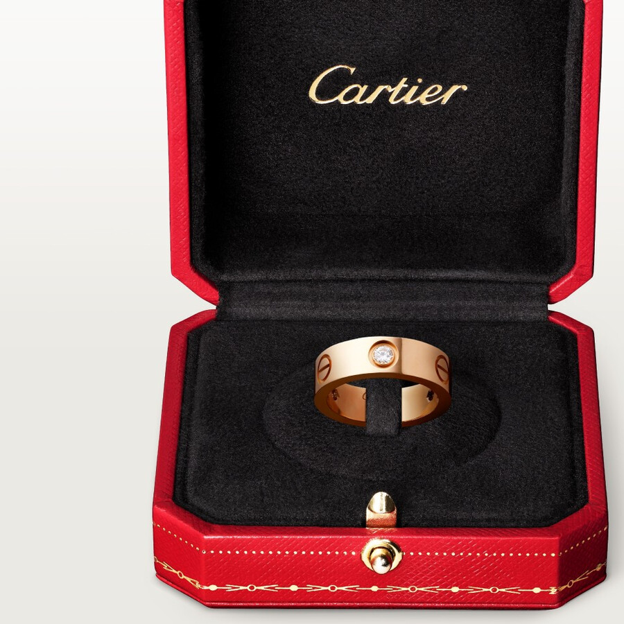 love ring classic model 3 diamonds