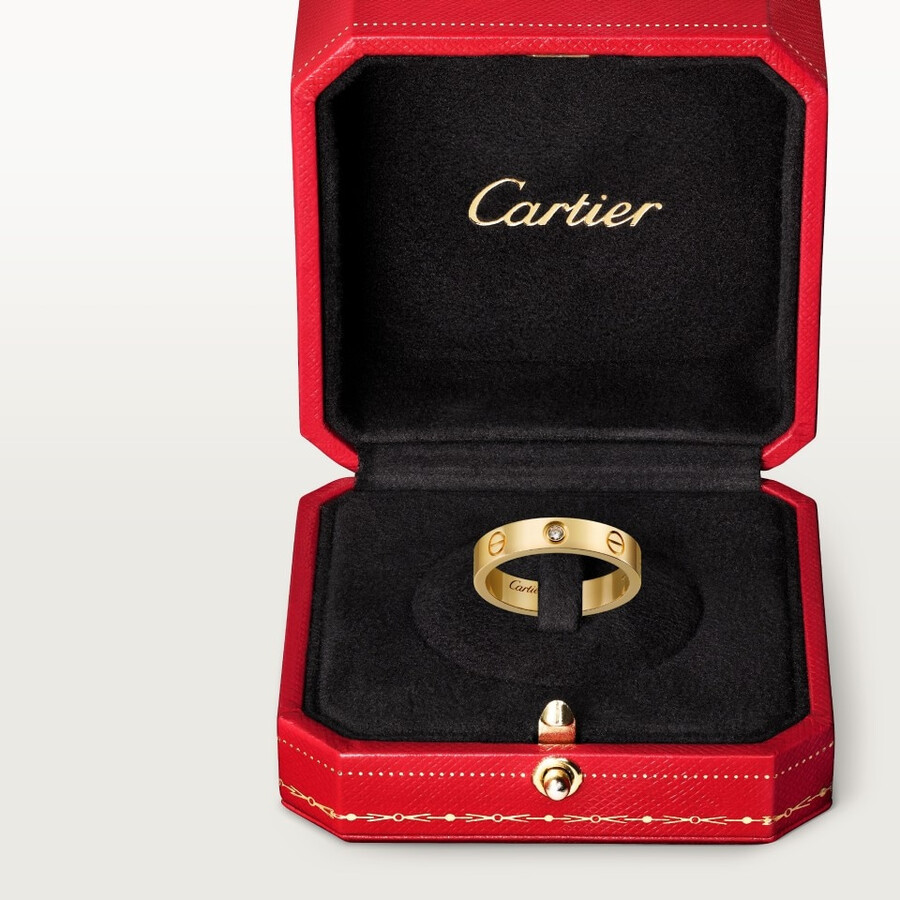 love ring small model 1 diamond