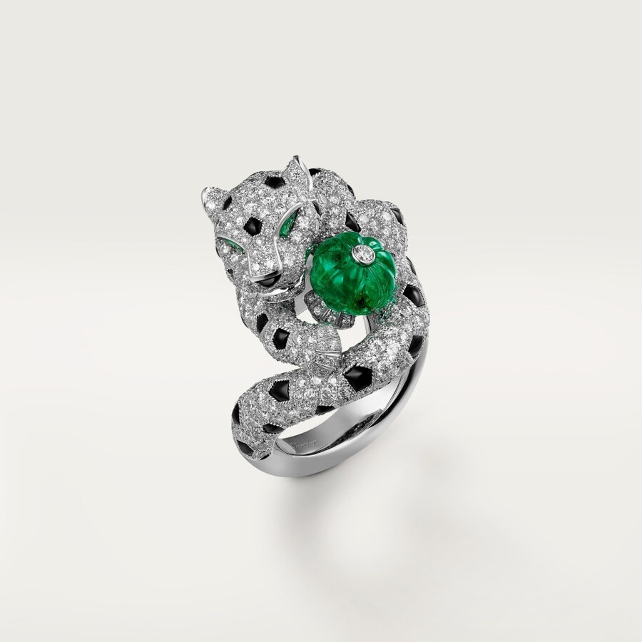 panthère de cartier ring melon-cut emerald paved