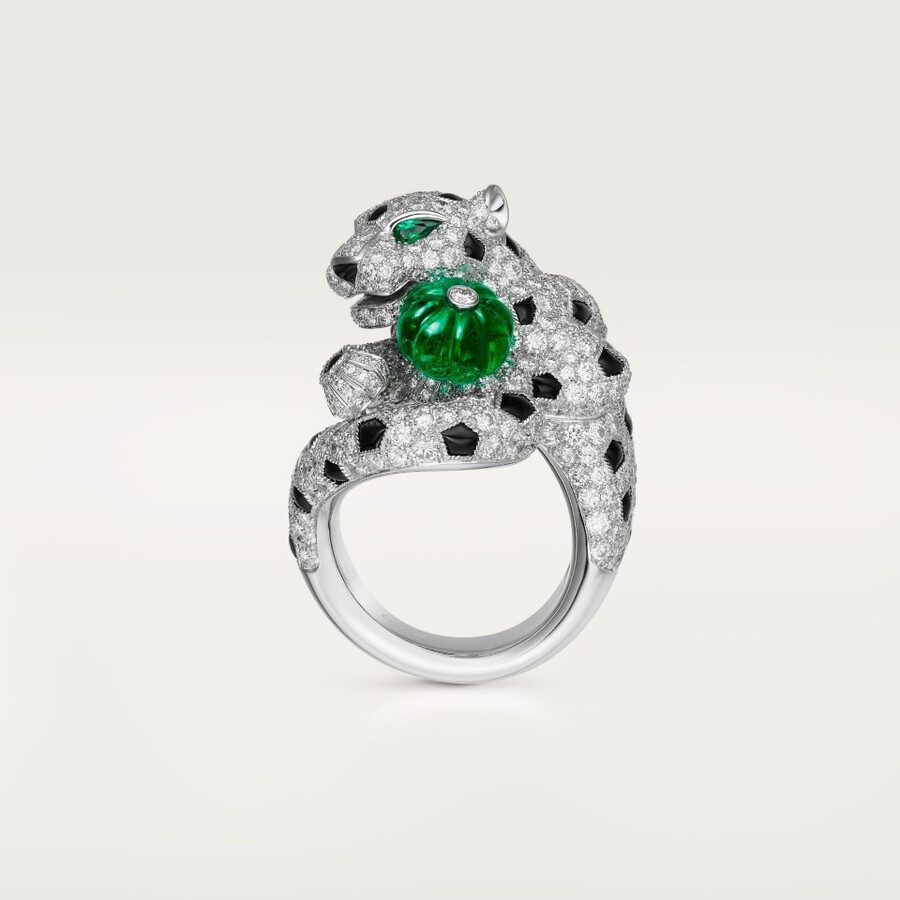 panthère de cartier ring melon-cut emerald paved