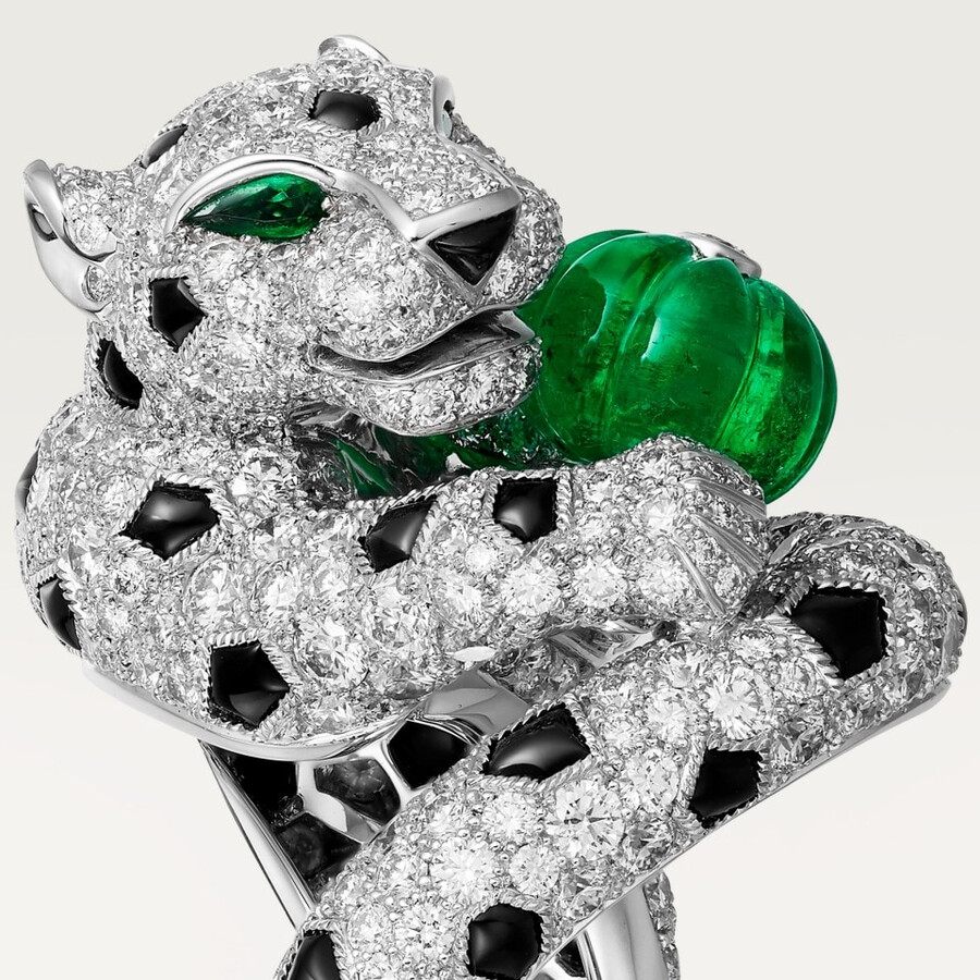 panthère de cartier ring melon-cut emerald paved