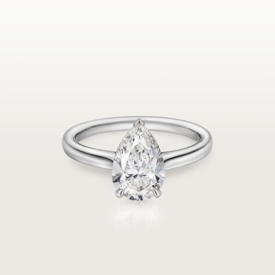 1895 solitaire pear-shaped diamond