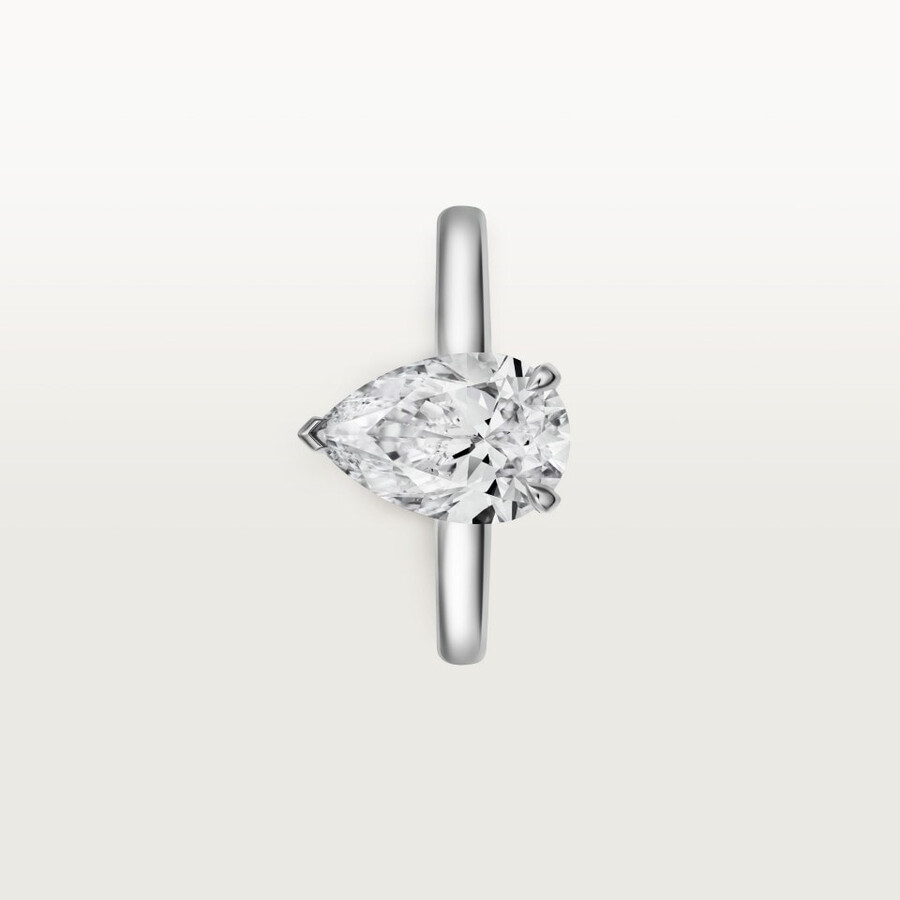 1895 solitaire pear-shaped diamond