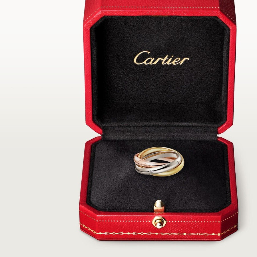 trinity ring classic model 5 diamonds